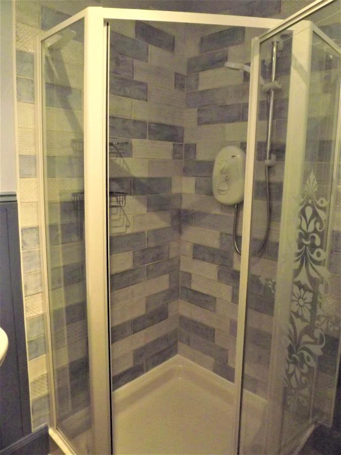 Bed and Breakfast Sydney House Кромарти Экстерьер фото