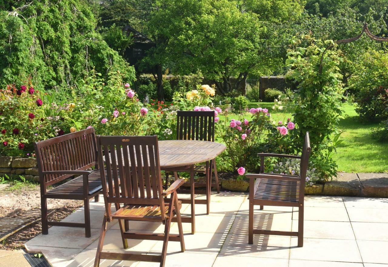 Bed and Breakfast Sydney House Кромарти Экстерьер фото